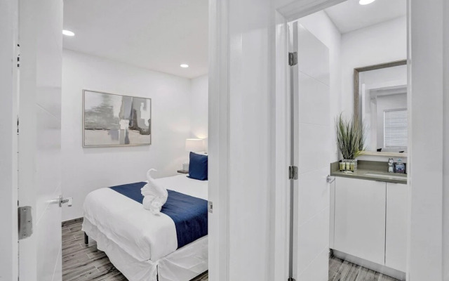 Sunshine Vibes Villa - Close to Beach