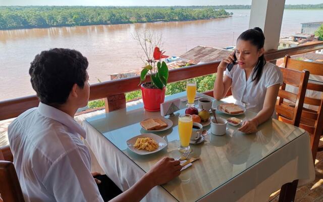 Hotel Rio Huallaga
