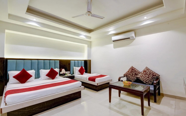 Hotel Krishna Deluxe – Guest Rooms – Delhi