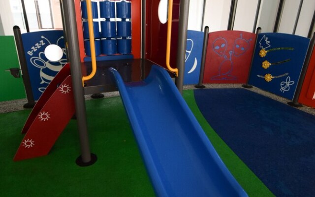 KL Gateway Residence Suites