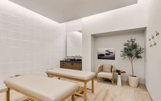 Live Aqua Private Residences La Paz