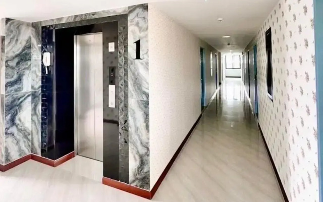 arunsakhon luxury condo