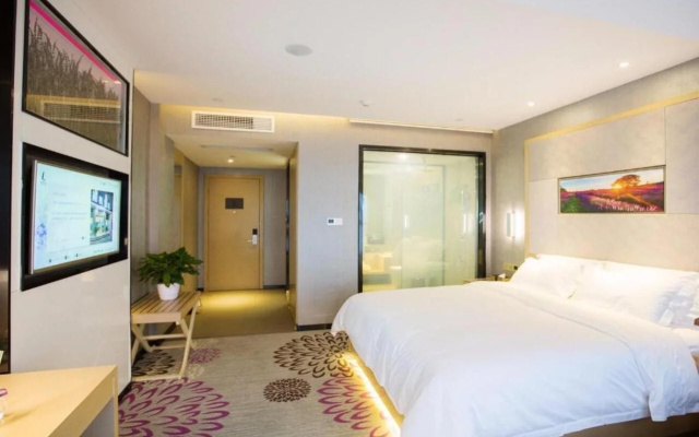 Lavande Hotels (Chengdu Xihe Bolin Square)