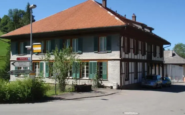 Ferienwohnung Schulhaus Hirschmatt