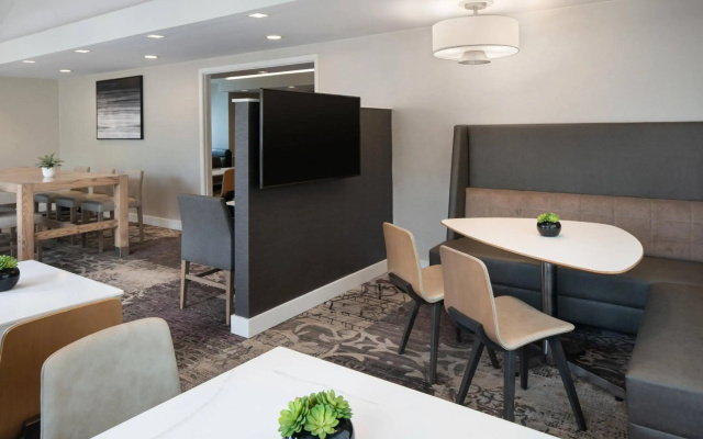 Residence Inn Las Vegas Convention Center by Marriott