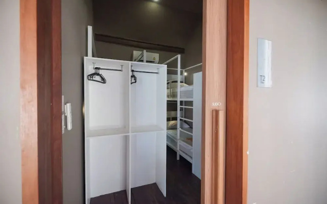 C Lanta Hostel - Adults Only