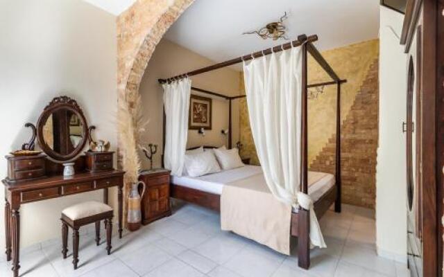 Yianna Cottage Studios