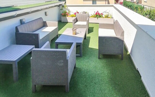 Beautiful Apartment in Kamien Pomorski With Wifi and 3 Bedrooms