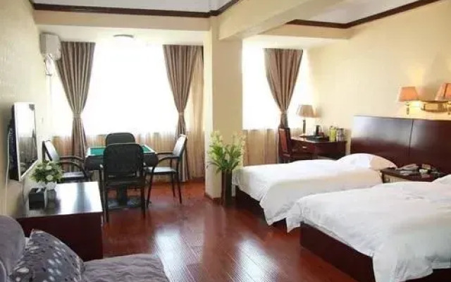 Mile Sea View Villa Hotel