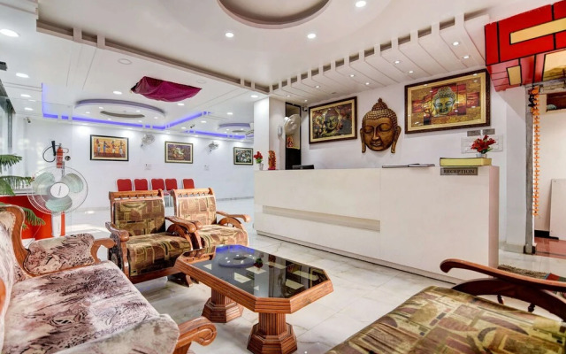 Capital O 38853 S Sumangalam Palace