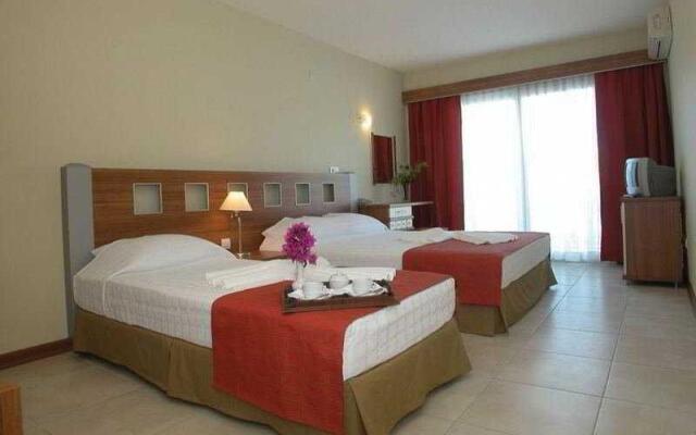 Royal Garden Park Hotel