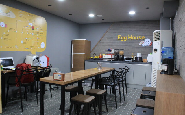 Dongdaemun EggHouse Hostel (Foreigners Only)