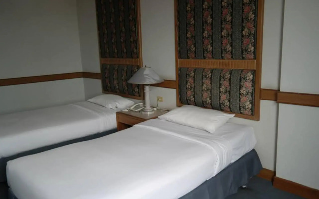 Phuphaya Hotel