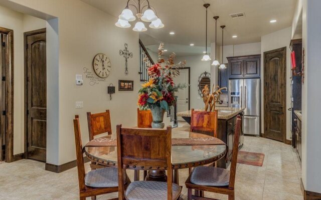 Canyon Villas at Coral Ridge