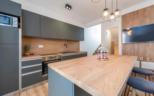 Luxury Apartments - La Vir 3 & 4