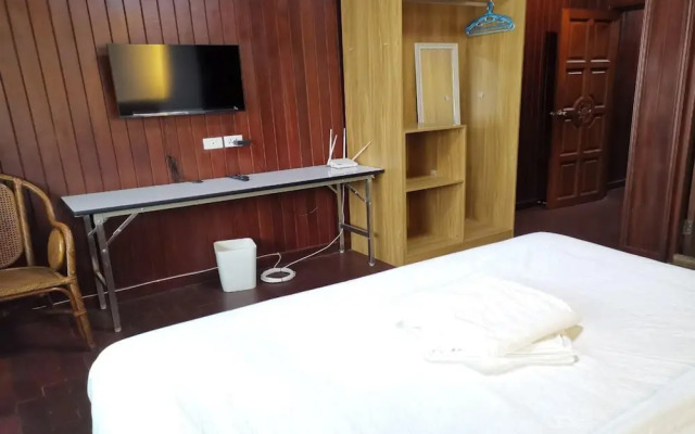 OYO 822 Thai Sabai Hotel