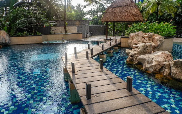 Premium 3BR Hampton's Park Apartment By Travelio