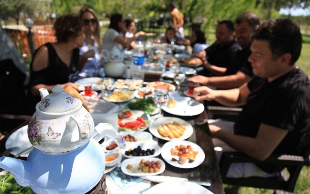 Özlem'in Masali Stone House