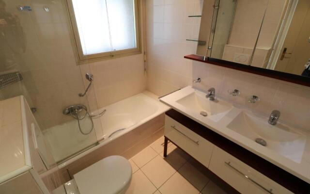 2 bedroom & studio Palais Royal 2 mins from Croisette and Carlton