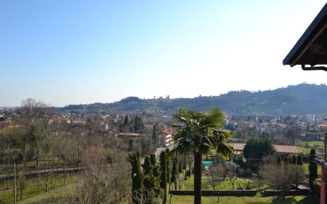 Ca  Rossa Da Pierangela