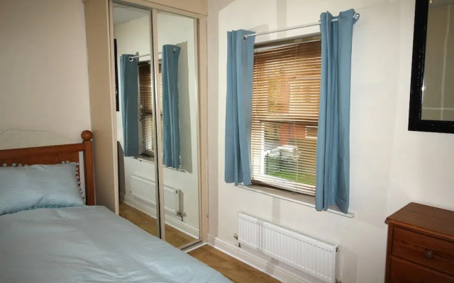 Doncaster Central Apartment Sleeps 5 Very Quiet