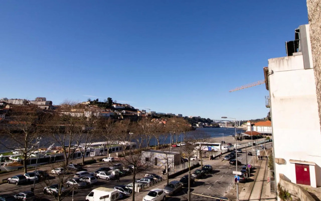Charming Ribeira Apartment