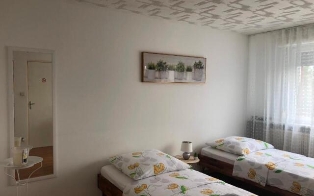 Studios near Basel Airport - RM 118