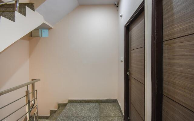 Hotel Hi Tech by OYO Rooms