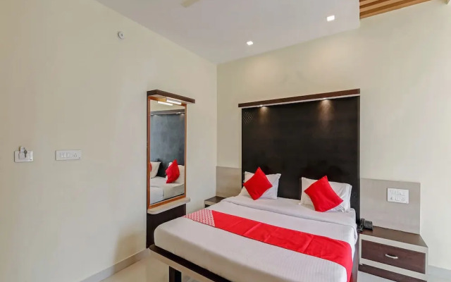 OYO 24959 Slv Royal Inn