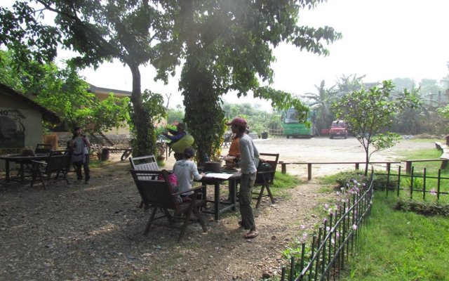 Chitwan Gaida Lodge