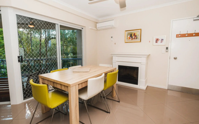 Sanctuary Lake Apartments