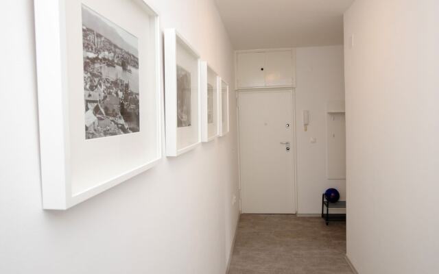 Bolt Holiday Apartment