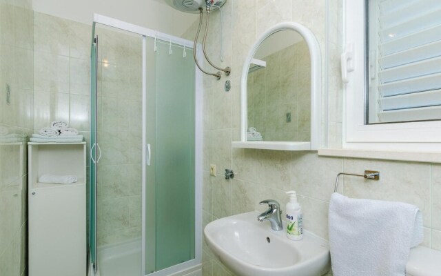 Nice Home in Gruda With Wifi and 1 Bedrooms