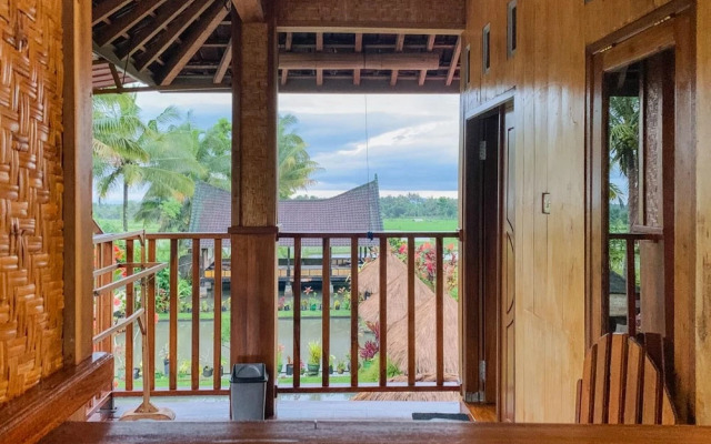 Lesehan Cahaya Tetebatu Inn Syariah at Desa Wisata