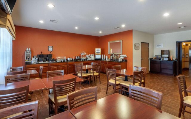 Sleep Inn & Suites Hays I-70