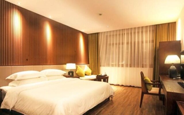 Baoting Tianyi Boutique Hotel