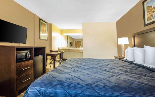 Rodeway Inn Lyons - La Grange