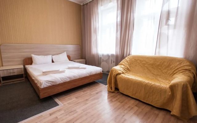 Retro Hotel Street Flash