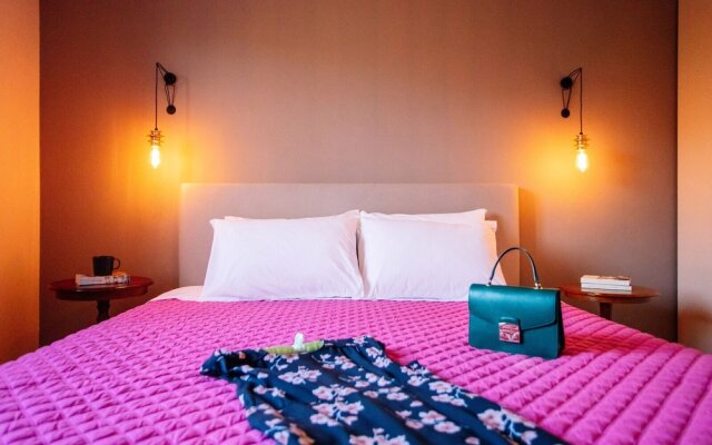 Elite Cottages - Adults Only