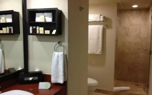 St Isidro Corporate Housing