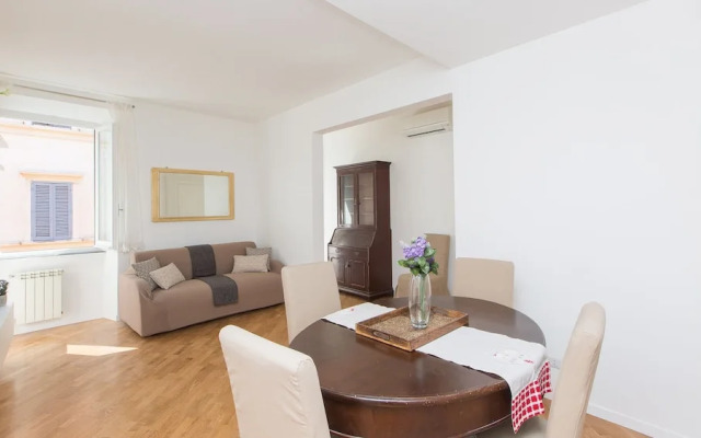 Rental in Rome Giulia Atmosphere
