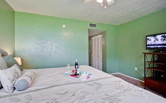 Runaway Bay Resort by BBG