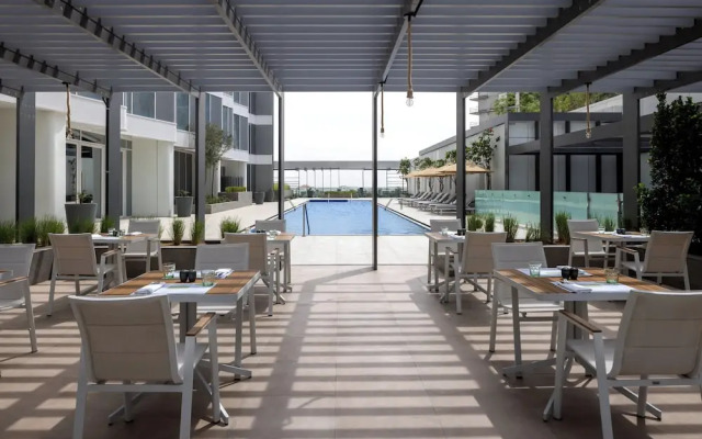Staybridge Suites Dubai Business Bay by IHG