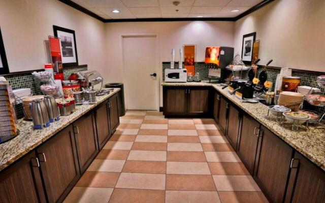 Hampton Inn Charleston Airport/Coliseum