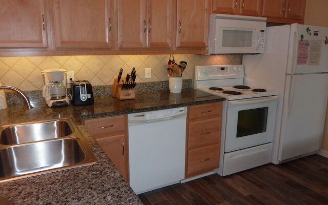 Mellow Yellow 3 Bedroom Home