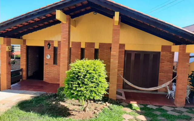 Tima Casa Ampla em Localiza o Privilegiada