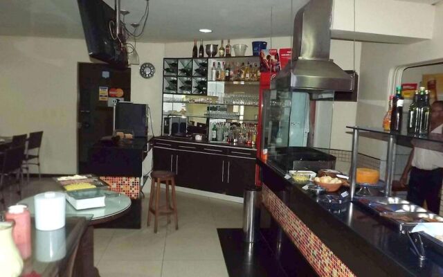 Real Hotel