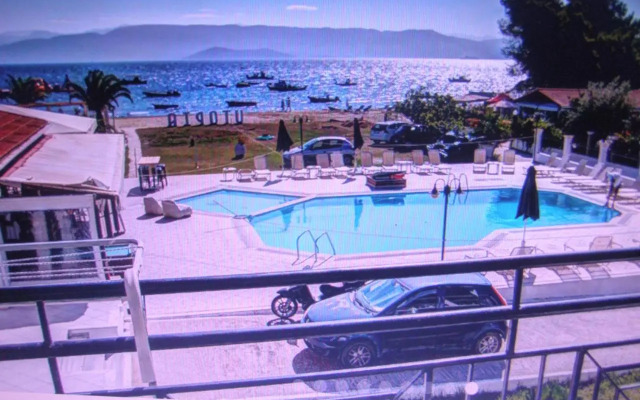 UMBRELLA BEACH APARTMENTs