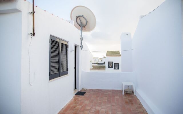 C06 - Porto do Mos 3 bed Townhouse by DreamAlgarve