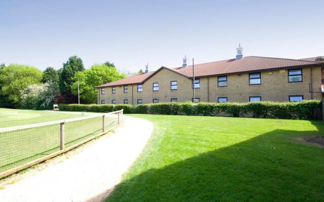 Premier Inn Peterborough (Ferry Meadows)